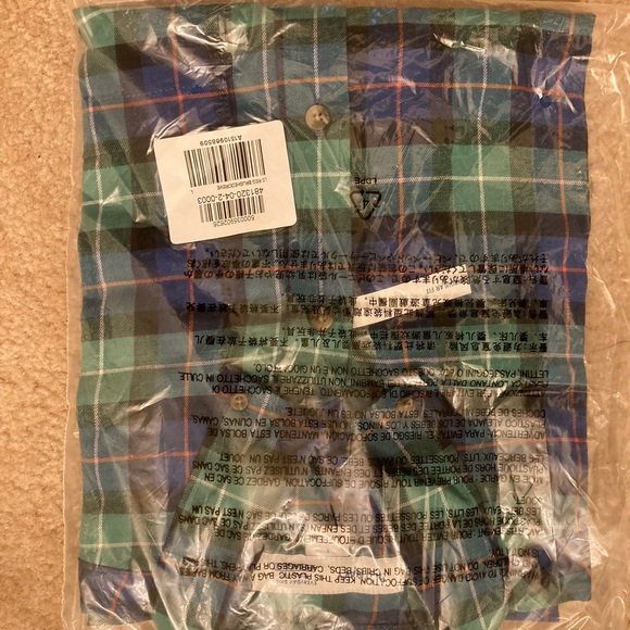 Button down - Picture 2 of 2